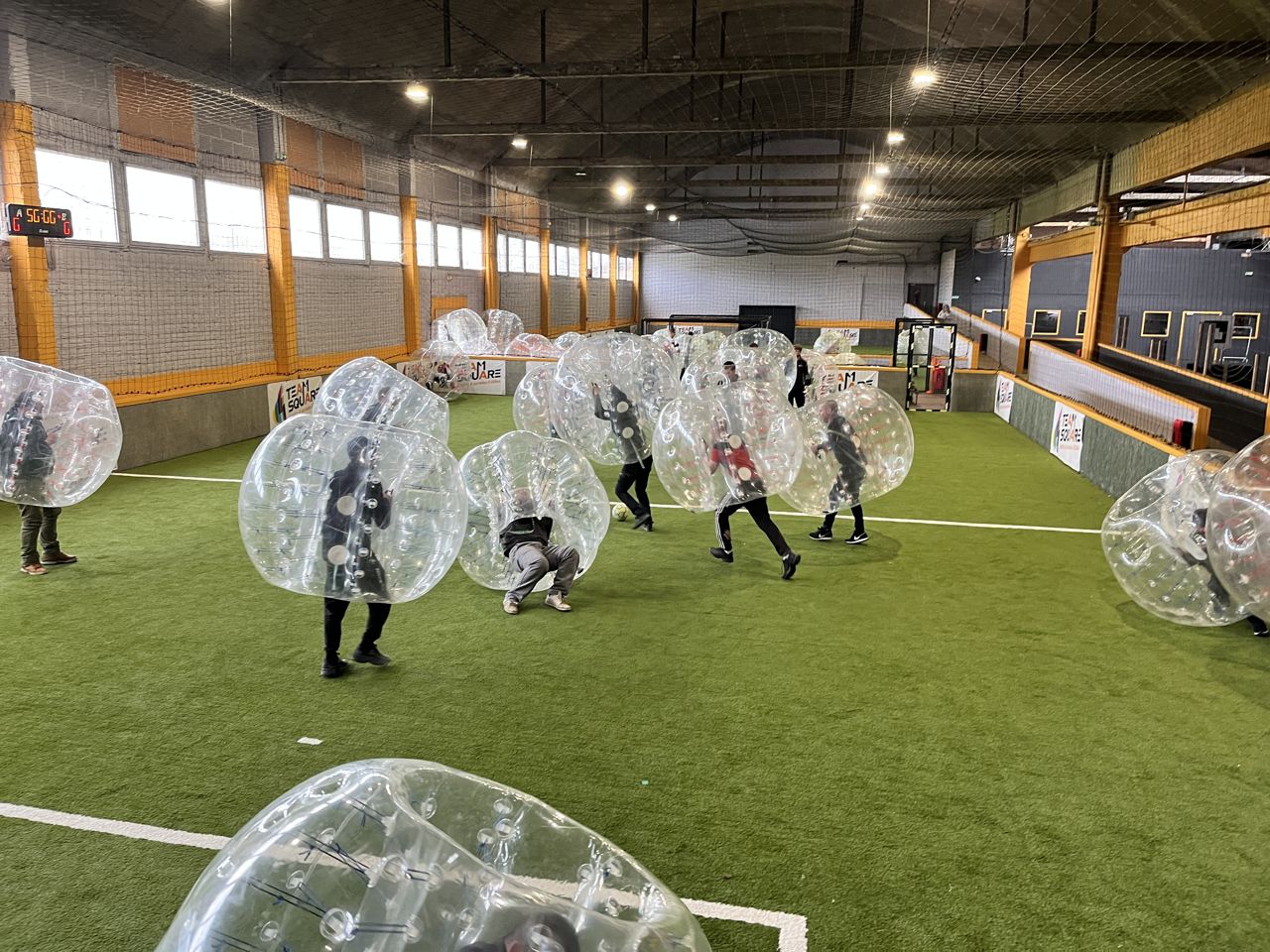 Bubble Foot à Arras entre collègues : team building et cohésion